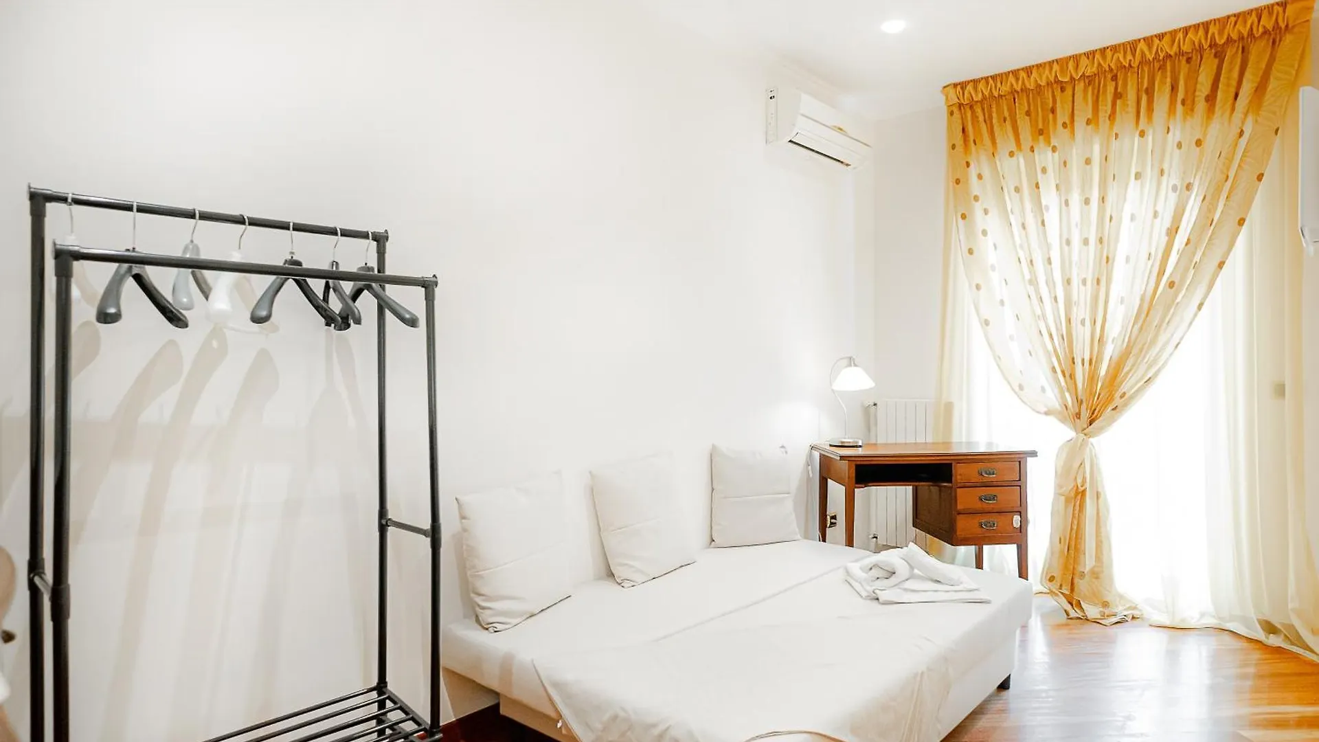 Dimora: A Casa Di Pier Apartment Bari